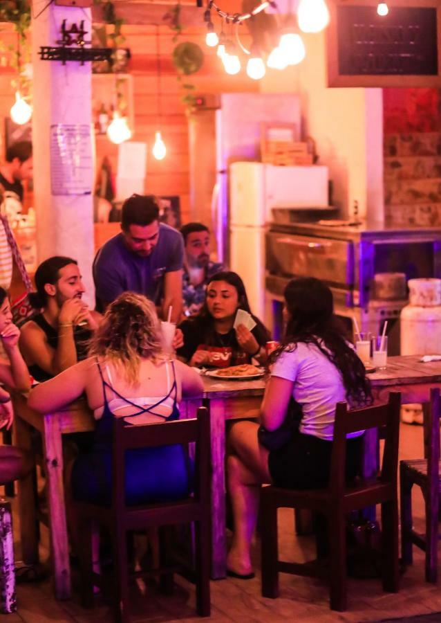 Les Trois Singes - Friendly Hostel Isla Mujeres Eksteriør bilde